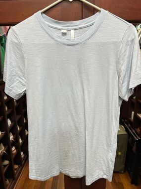 Travis Mathew Small Light Blue Cloud Tee